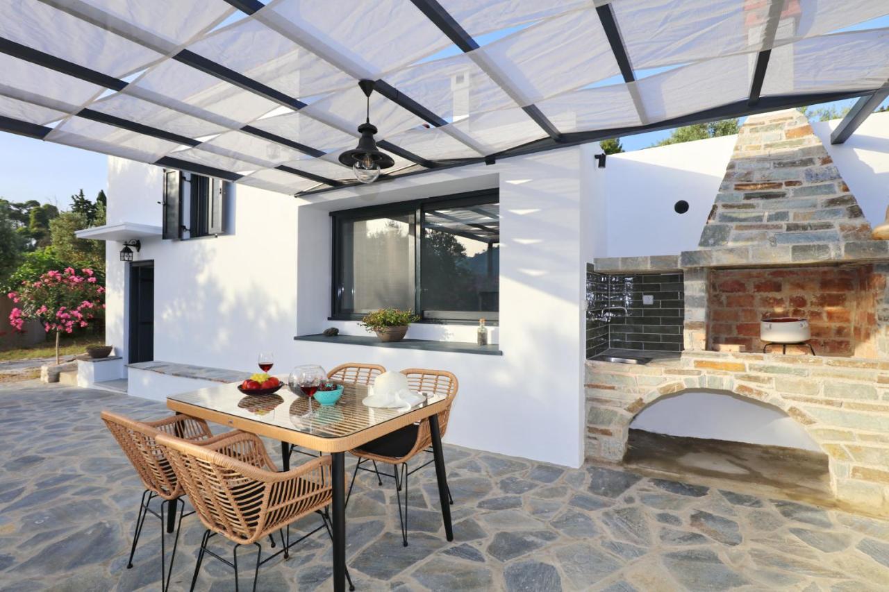 Villa John'S Skopelos Stafilos Eksteriør bilde