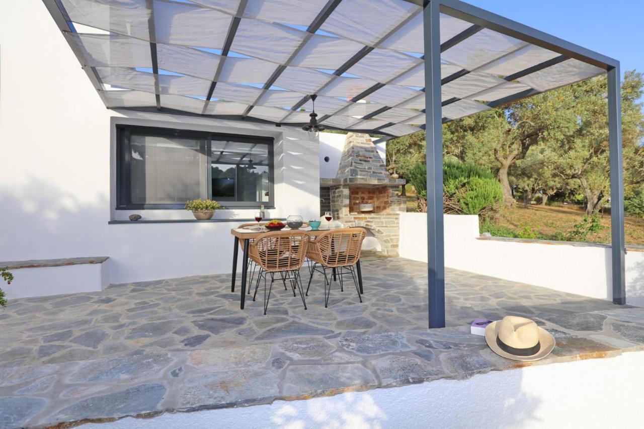 Villa John'S Skopelos Stafilos Eksteriør bilde